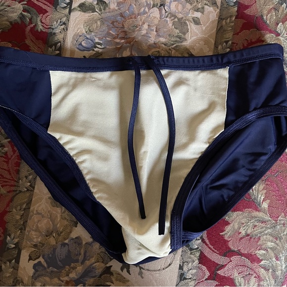 TYR Swim Brief - Navy.  Mens: 36. - Picture 3 of 6